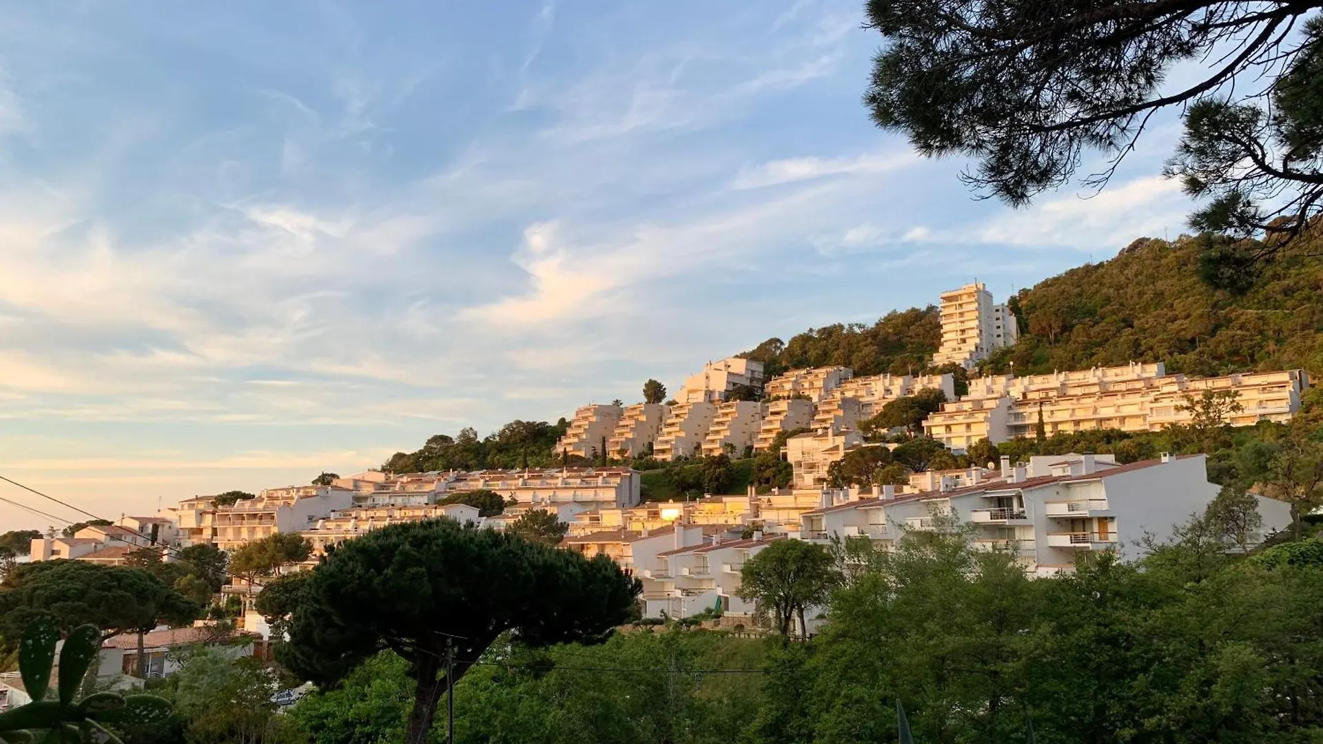 ⭑ Sea Views + Private Beach. What Else? ⭑ Tossa de Mar Spain