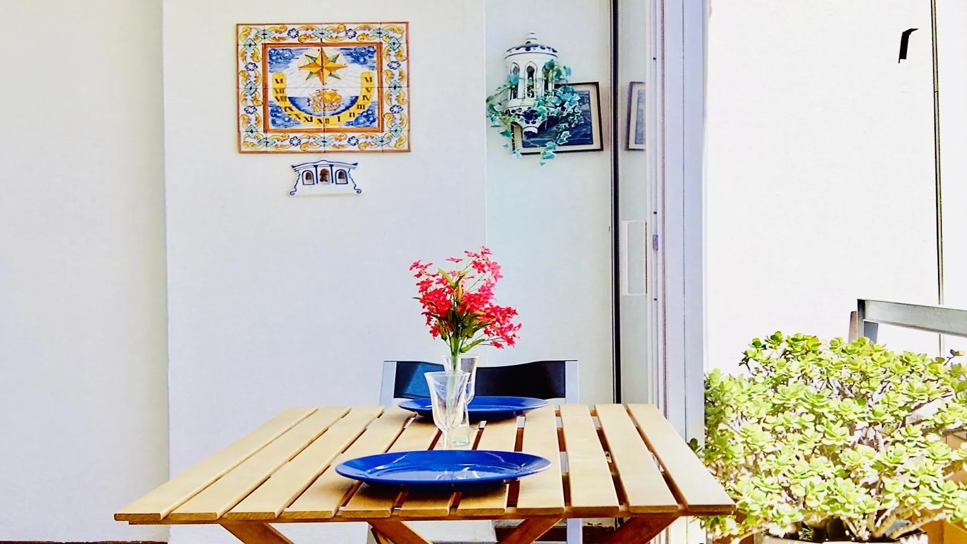 Appartamento ⭑ Sea Views + Private Beach. What Else? ⭑ Tossa de Mar Spagna